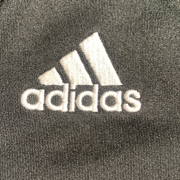 Embroidered Adidas Logo Jersey 9 Size Large - Picture 1 of 10